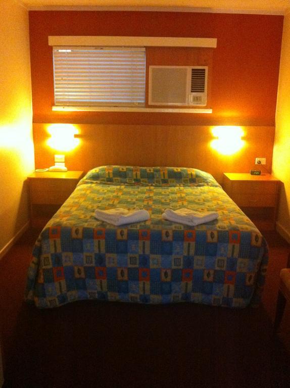 Motel Monaco Ipswich Room photo
